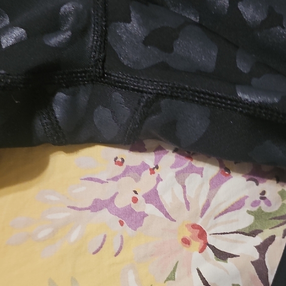 Sage Black and Gray Leopard Print Leggings - Picture 3 of 4